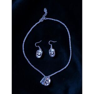 Western Cowboy Hat Jewelry Set - Hat Pendant Necklace & Dangle Earrings